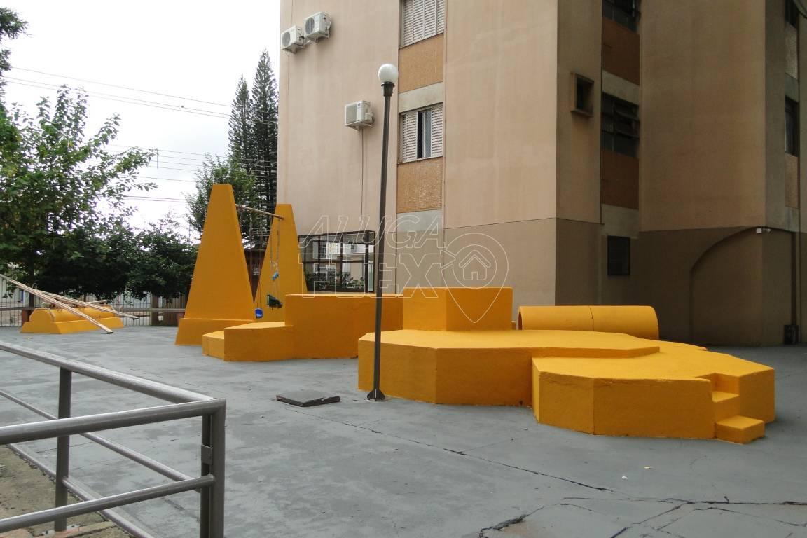 27 de 33